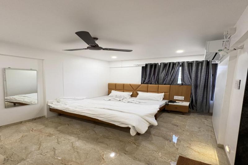 Hotel Ruchi Executive Satara Ngoại thất bức ảnh