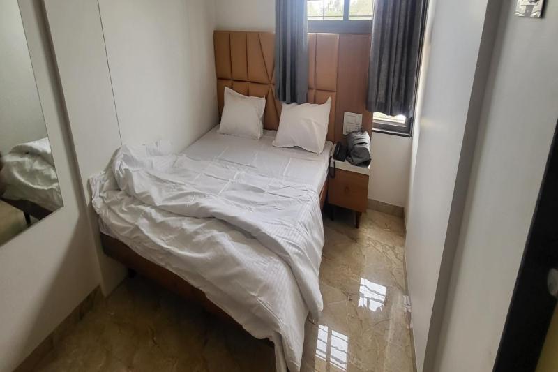 Hotel Ruchi Executive Satara Ngoại thất bức ảnh